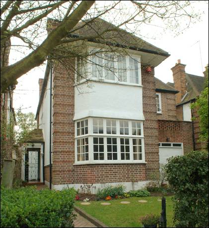 30 Rotherwick Road